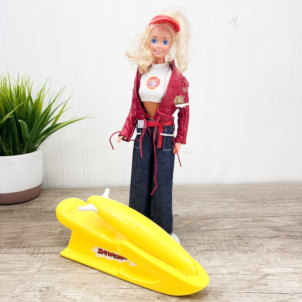 Mattel BAYWATCH Barbie Lifeguard Barbie Doll, 1994‎ with Jetski